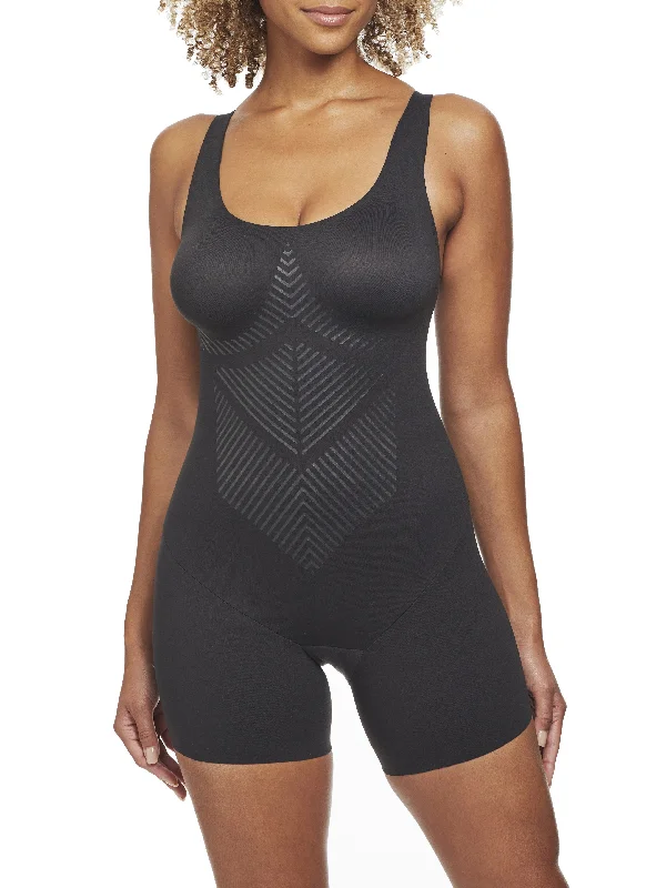 Iconic Core™ Mid-Thigh Booty Lift Shaping Bodysuit